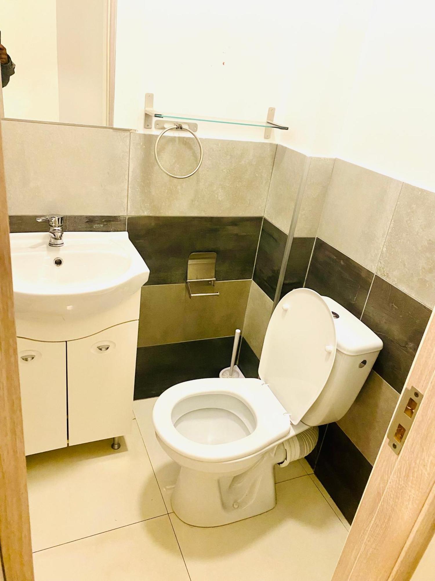 Хостел Cazan House Бухарест Екстер'єр фото