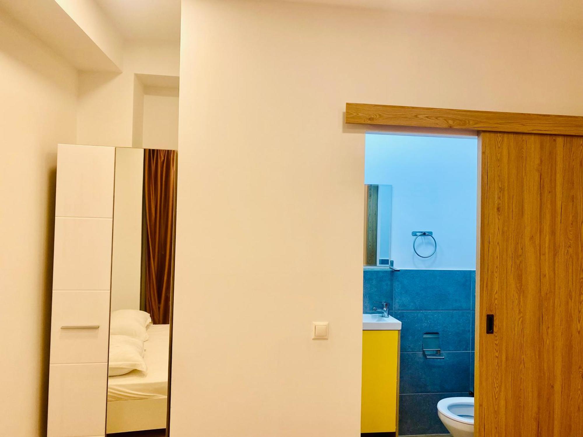 Хостел Cazan House Бухарест Екстер'єр фото